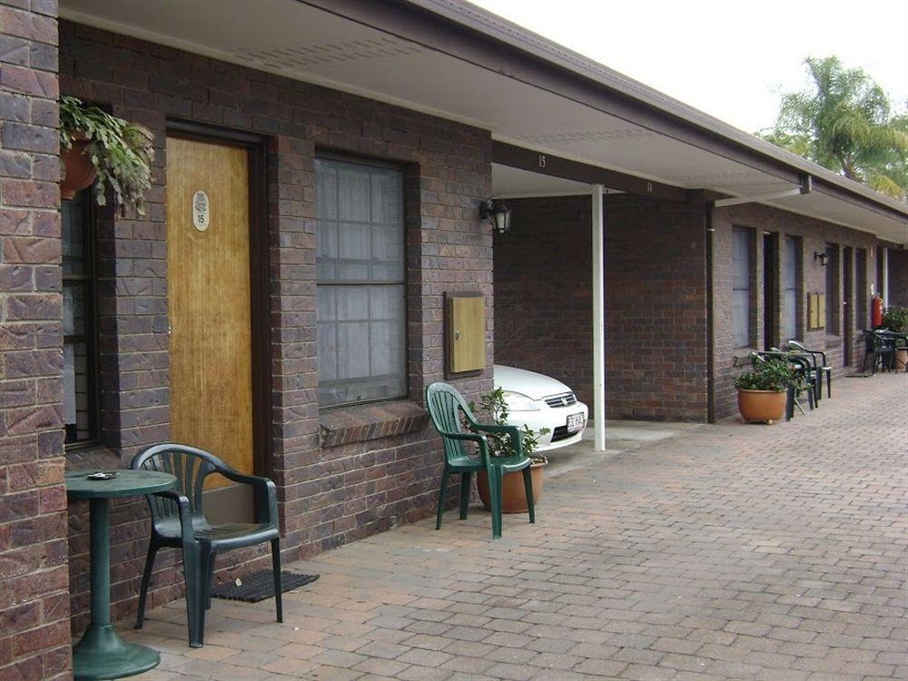 Chalet Motor Inn Bundaberg Ngoại thất bức ảnh
