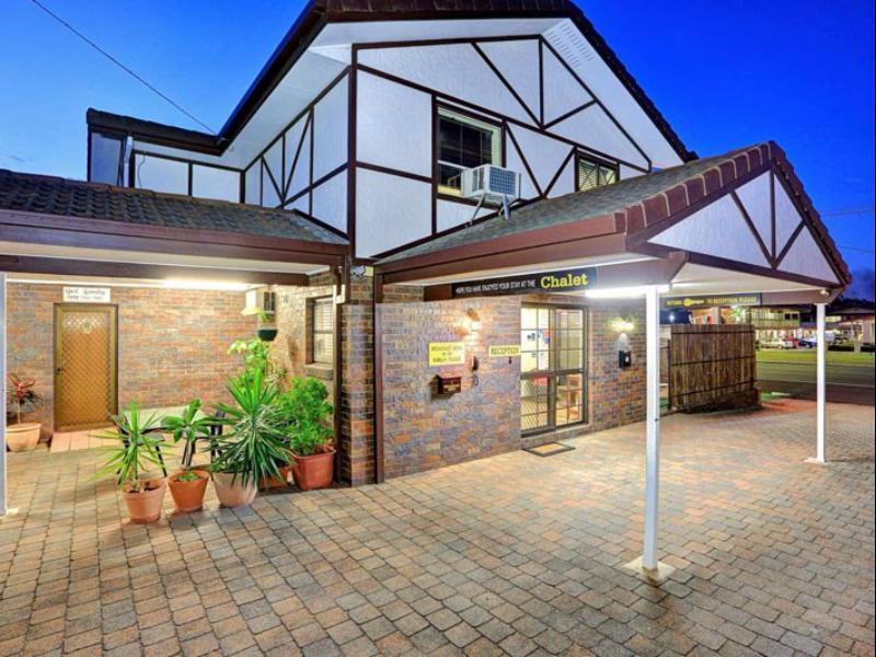Chalet Motor Inn Bundaberg Ngoại thất bức ảnh