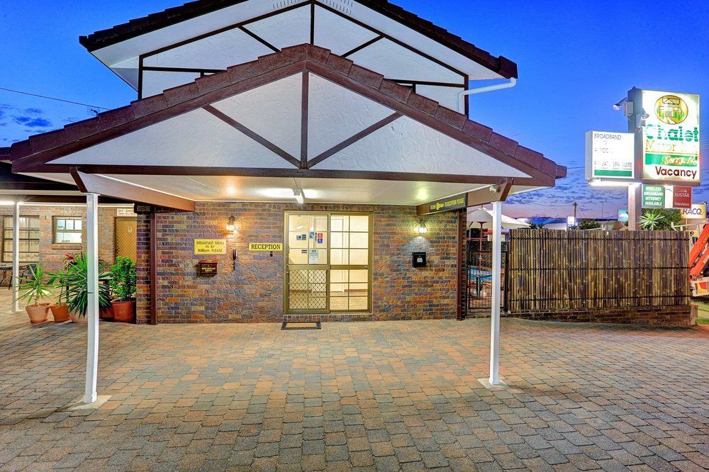 Chalet Motor Inn Bundaberg Ngoại thất bức ảnh
