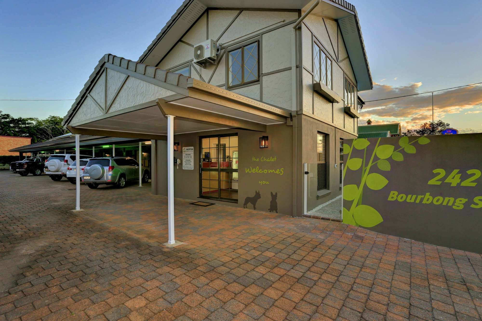Chalet Motor Inn Bundaberg Ngoại thất bức ảnh