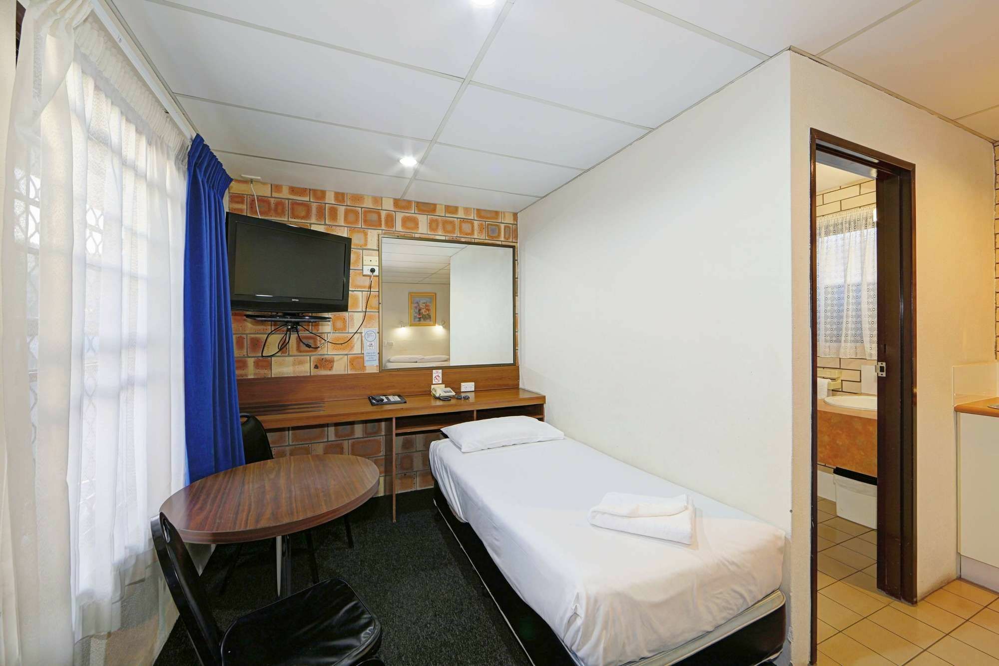 Chalet Motor Inn Bundaberg Ngoại thất bức ảnh